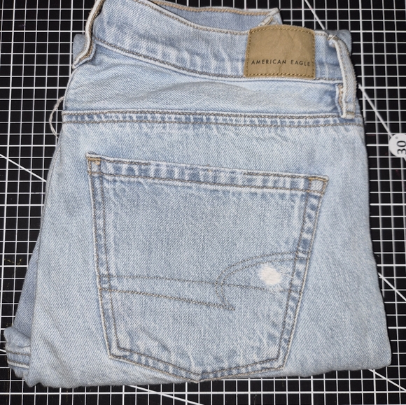American Eagle Outfitters Light Blue  90sStraight Leg Jeans Size 4 regular EUC - Picture 10 of 14